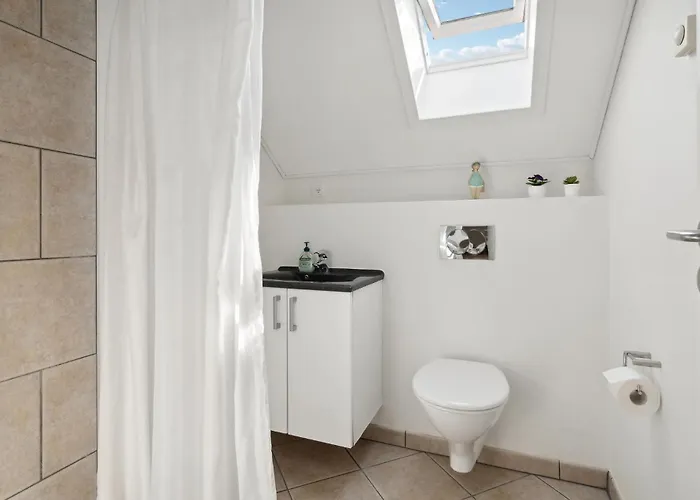 شقة Three-bedroom In بوجنسي